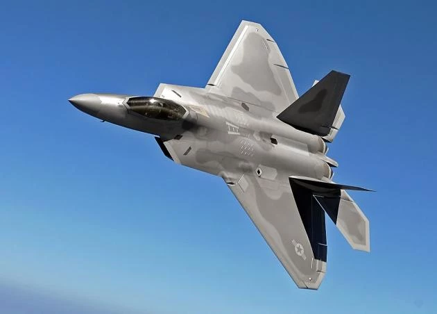 Τέλος εποχής για τα F-22 Raptor (βίντεο)